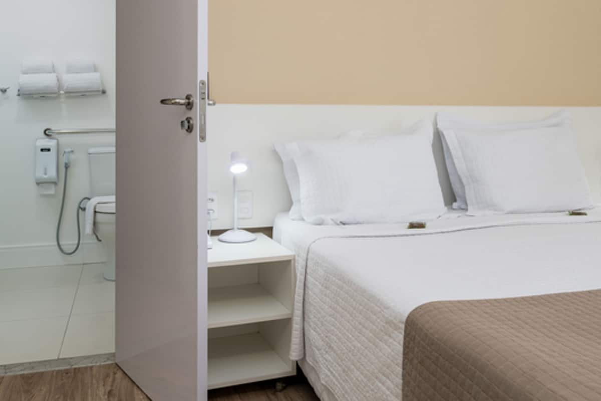 Premium Lateral Mar Casal Adaptado | 1 slaapkamer, hypoallergeen beddengoed, een kluis op de kamer