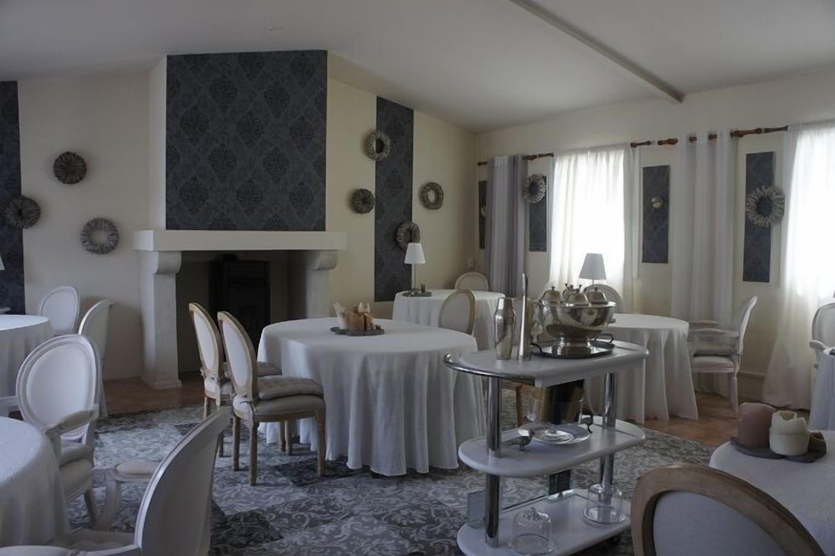 Serveert ontbijt en diner