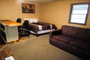 Iron/ironing board, free WiFi, bed sheets - Love Hotels Murdo by OYO on Interstate 90 (Murdo)