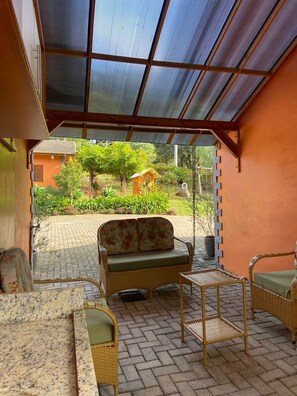 Minibar, desk, iron/ironing board, free WiFi