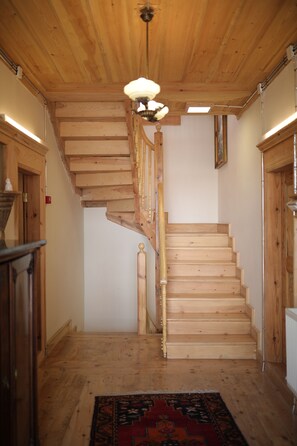 Staircase - Melekli Konak (Amasya)