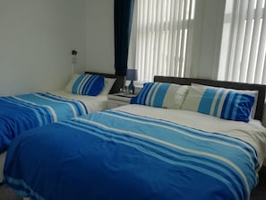 Premium bedding, individually decorated, individually furnished - The Shining Diamond (Blackpool)