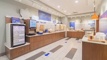 Free daily buffet breakfast