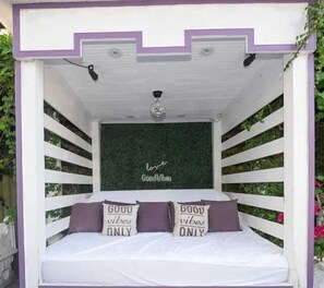 7 bedrooms, iron/ironing board, travel cot, WiFi