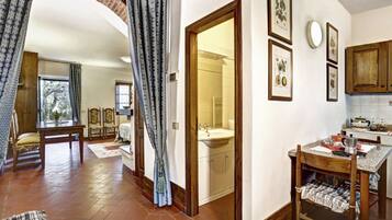 2 camere, ferro/asse da stiro, Wi-Fi, lenzuola