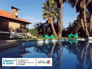 Outdoor pool - Villa 15 minutes from Porto  (Paredes, Carvalhal)