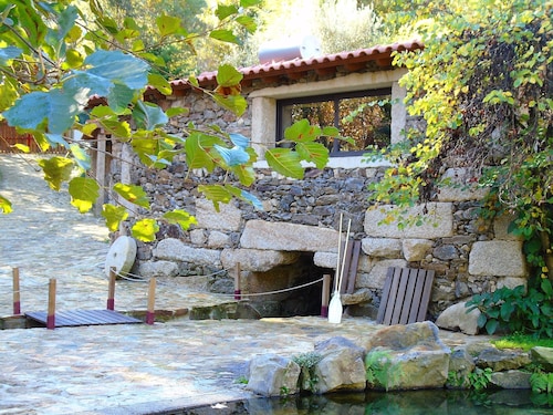 Quinta da Chouza AGROTURISM and ENOTURISM MOINHO G - Private beach - Free Wifi