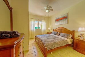 4 habitaciones y caja de seguridad en la habitación 