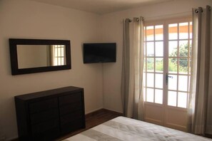 4 chambres, coffres-forts dans les chambres, chambres insonorisées