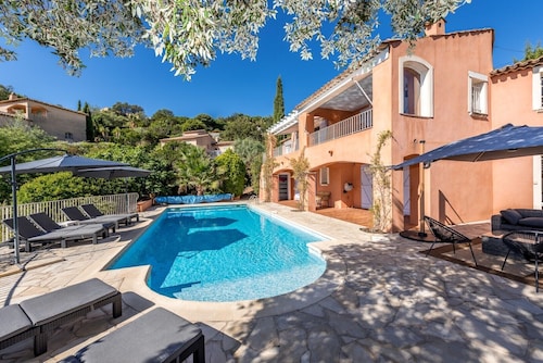 Ferienhaus / Villa - LES ISSAMBRES