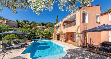 Ferienhaus / Villa - LES ISSAMBRES