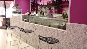 Bar (in der Unterkunft)