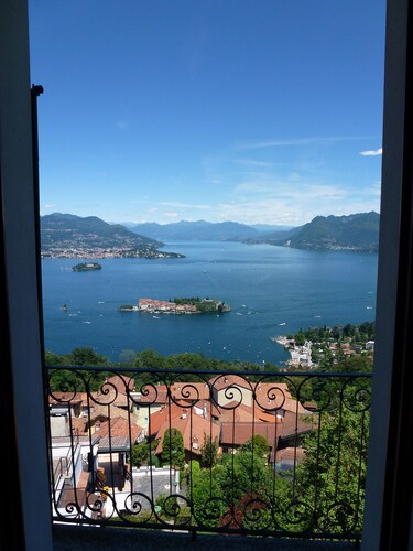 3 Une fenêtre avec vue sur le lac Majeur!