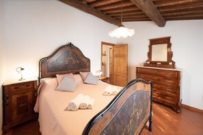 2 Schlafzimmer, Bügeleisen/Bügelbrett, Reisekinderbett, kostenloses WLAN