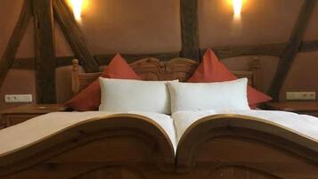 1 Schlafzimmer, Schreibtisch, WLAN, Bettwäsche