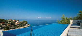 Pet friendly home in Prigradica