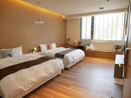 Premium bedding, down duvets, pillow-top beds, desk