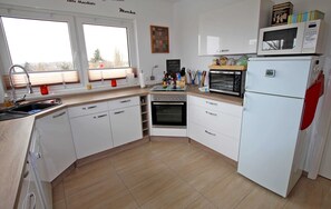 Fridge, microwave, oven, dishwasher