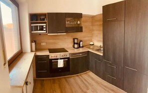 KĂŒhlschrank, Ofen