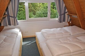 2 Schlafzimmer, Reisekinderbett, WLAN
