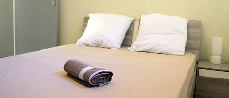 1 bedroom, iron/ironing board, free WiFi, bed sheets