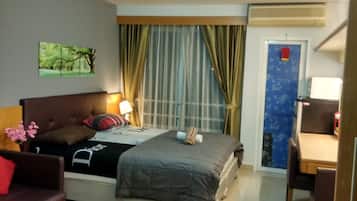 1 bedroom, iron/ironing board, Internet, bed sheets