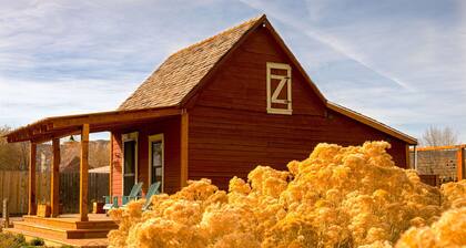 Historic Pioneer Cabin in the Heart of Canyon Country