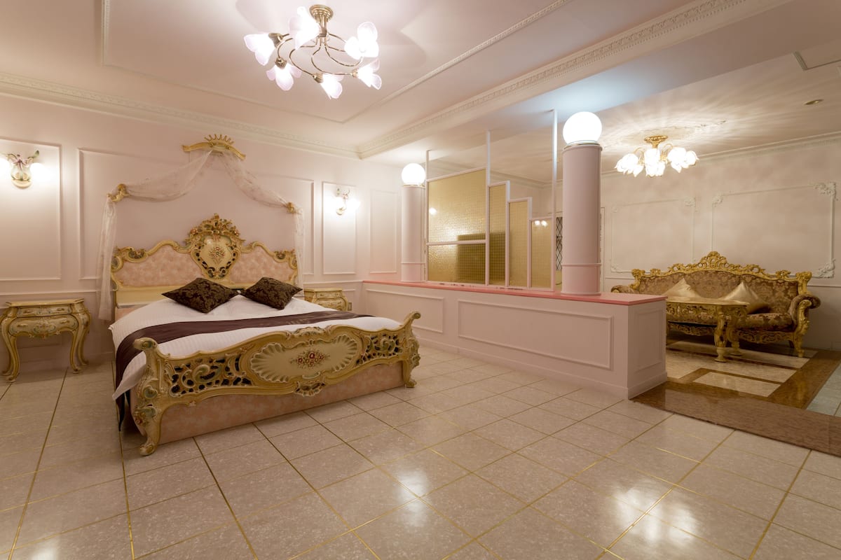 Twin Room with Smaller Bathroom, Smoking