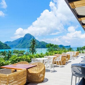 Basic Double Room | Outdoor dining - Cuna Hotel (El Nido)