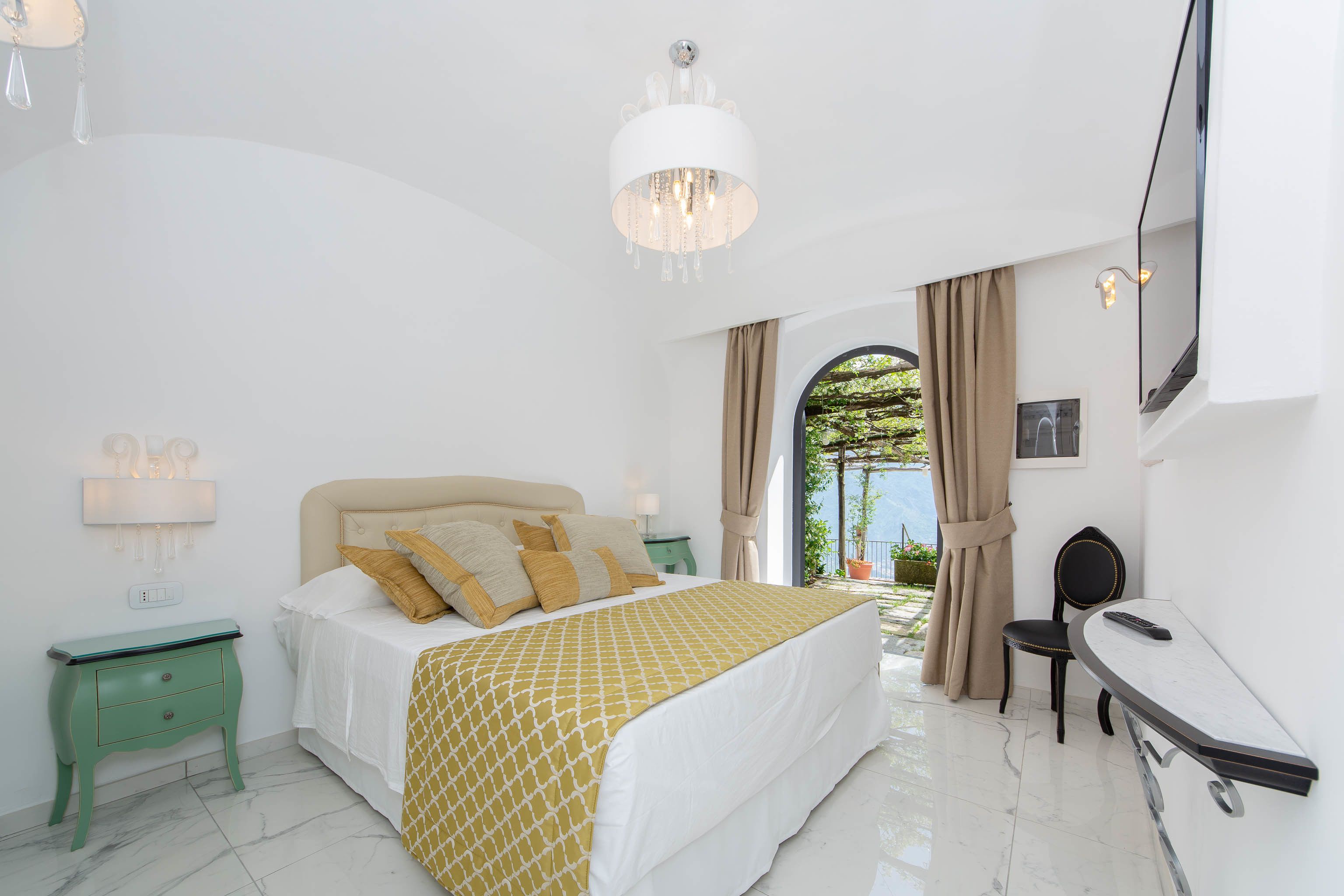 premium bedding, minibar, in-room safe, individually decorated