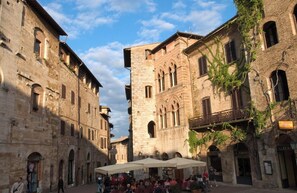 Exterior - B&B Palazzo Tortoli (San Gimignano)