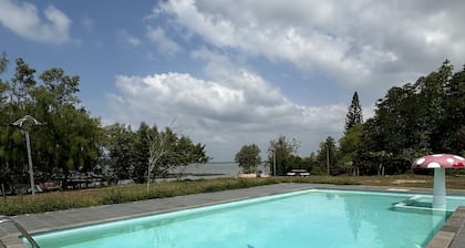 Ko Nokyai Resort