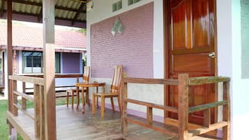 Standard Bungalow | Terrace/patio