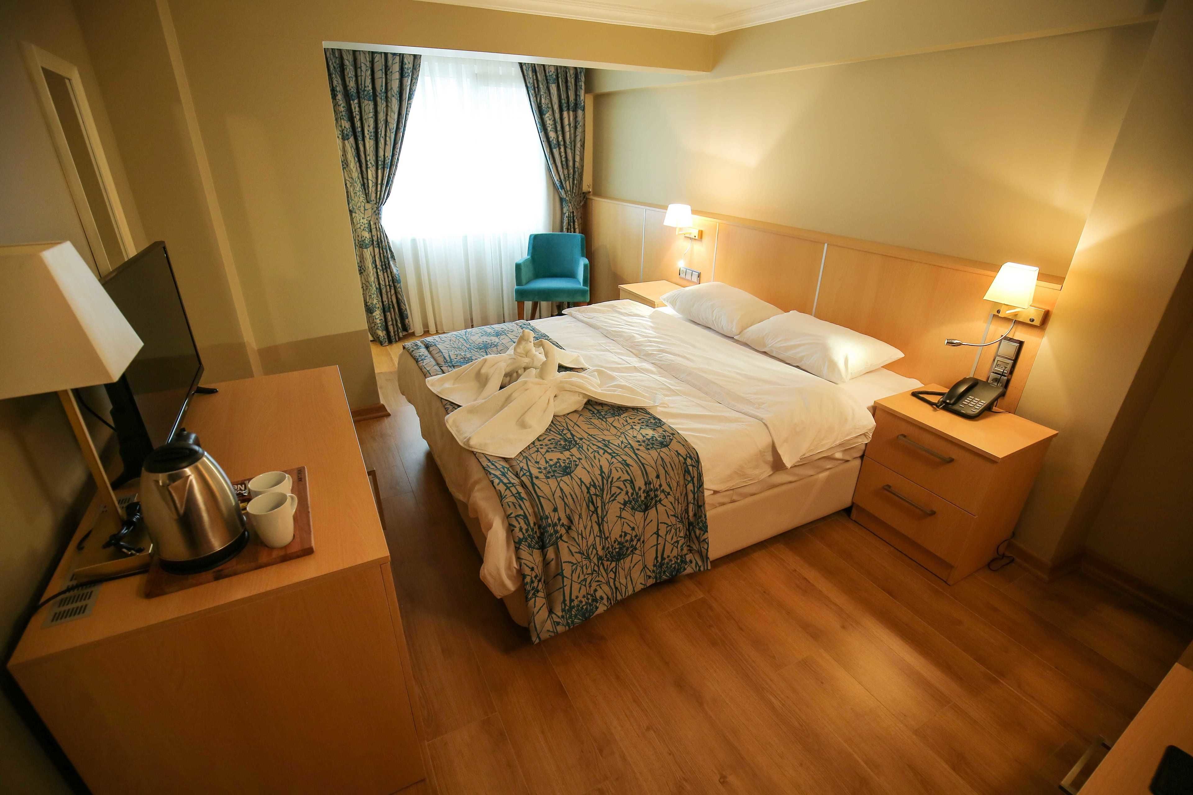 Standard-Doppel- oder -Zweibettzimmer