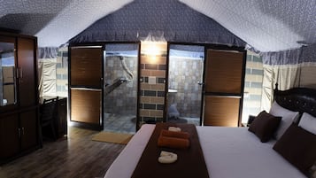 Deluxe Cottage, 1 Double Bed | Rollaway beds