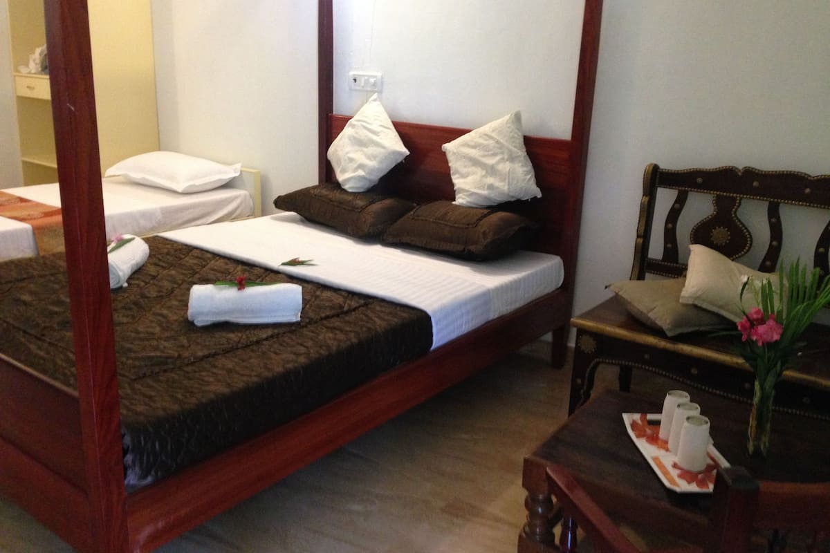 standard double room, 1 bedroom | individually furnished, desk, rollaway beds, free wifi