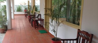 Meya Beach Walk Hotel
