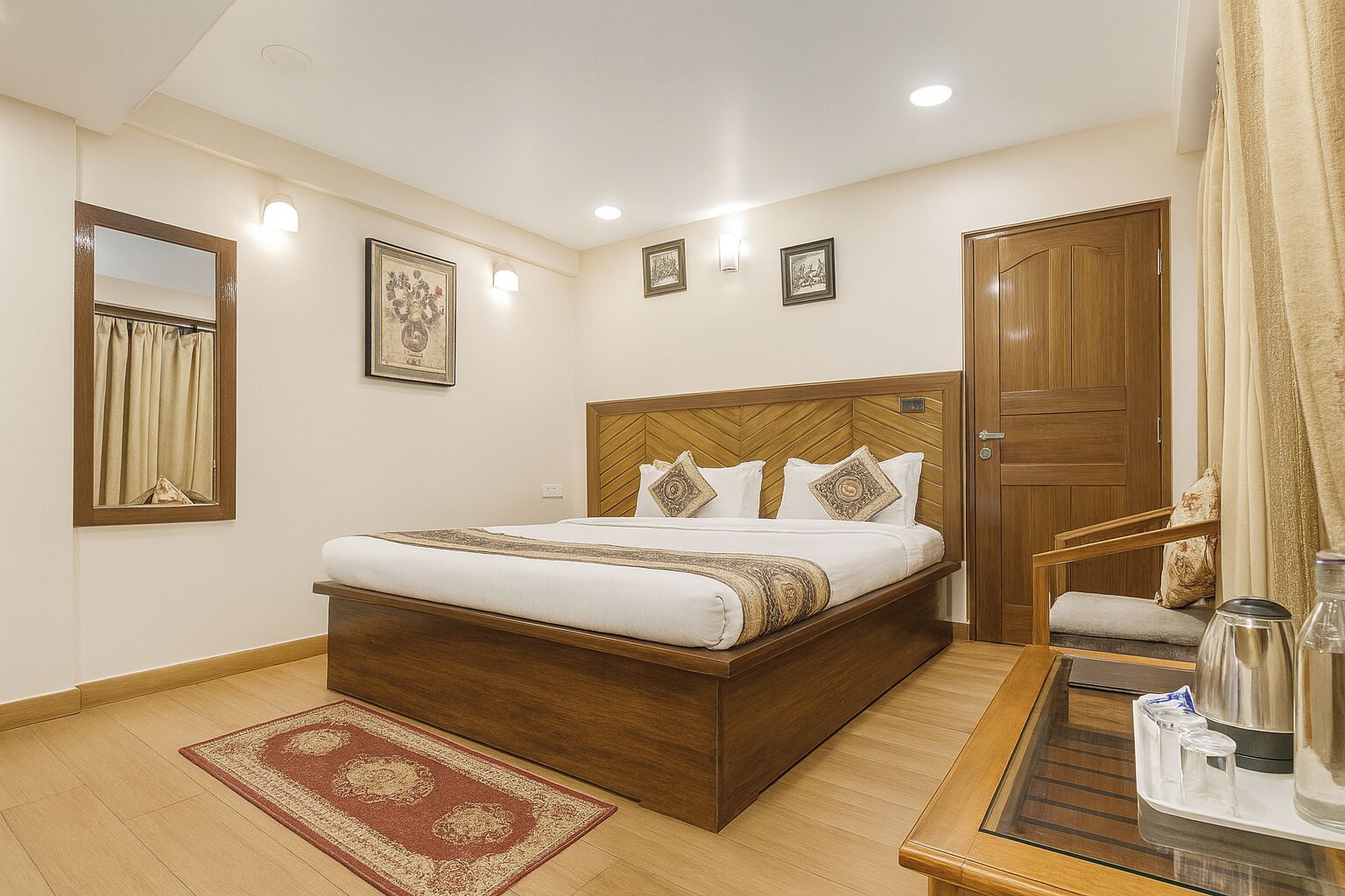 Superior Double Room, 1 Double Bed, Mountain View | Desk, free WiFi