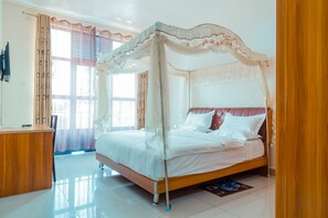 Standard Single Room | In-room safe, desk, iron/ironing board, free WiFi - Western Mountain Hotel (Muhoza)