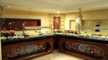 Colazione a buffet inclusa, servita tutte le mattine