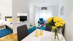 Classic Studio | Living area