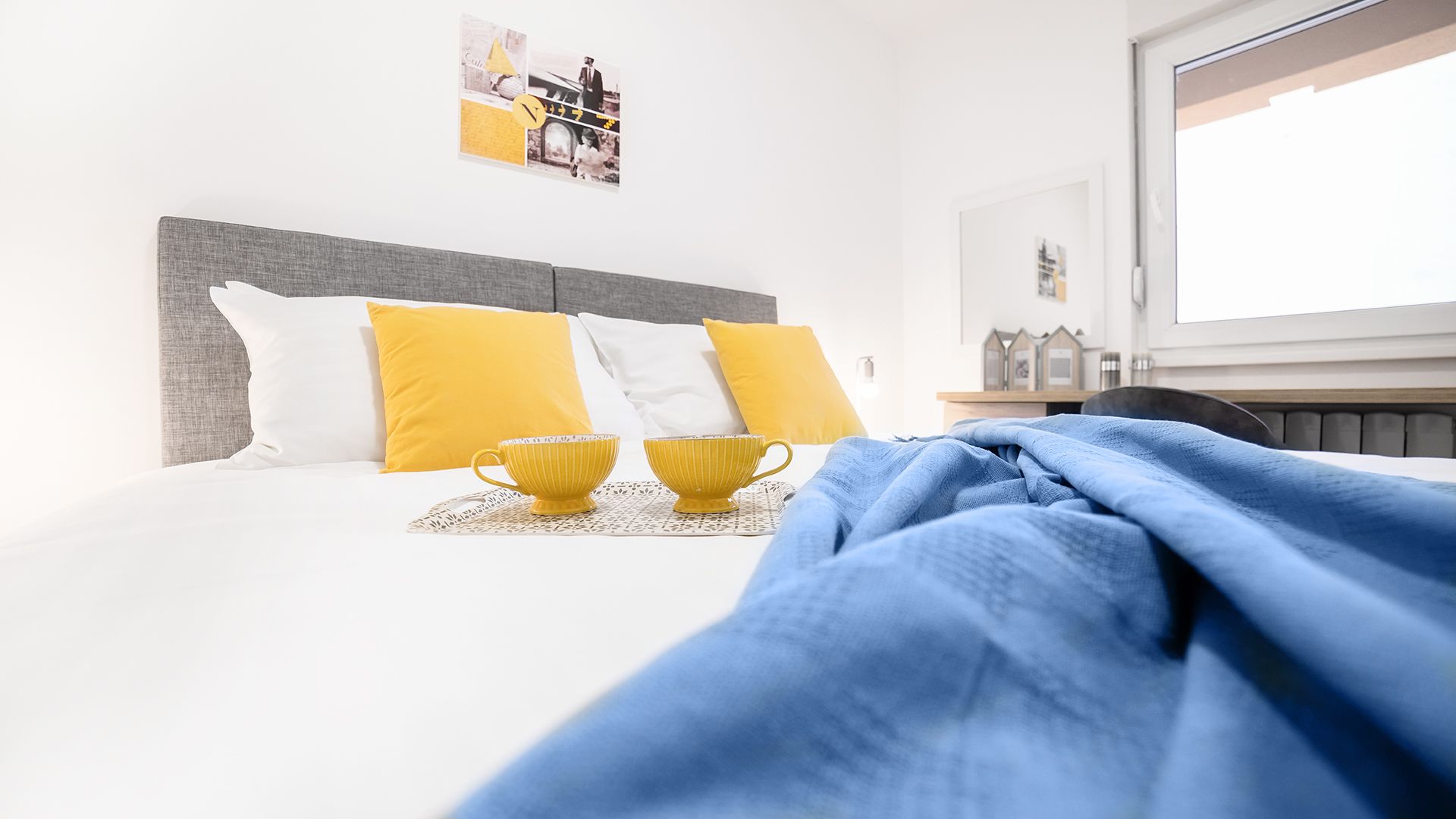 1 間臥室、高  級寢具、記憶床墊、書桌