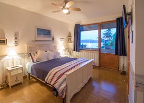In-room safe, desk, free WiFi, bed sheets