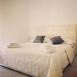Comfort Room | Peralatan tempat tidur premium, item bar mini percuma 