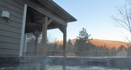 Whiteface Mountain/Wilmington New York~~Hot Tub, Gas Fireplace, Mountain Views!!