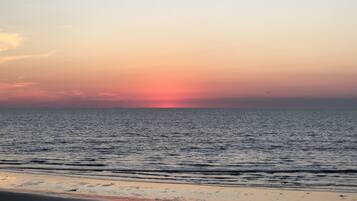 Am Strand, Liegestühle