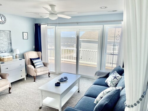 Cape May Villas-BEACH BLOCK-Spectacular Bay Views,Modern spacious home! HOT TUB!