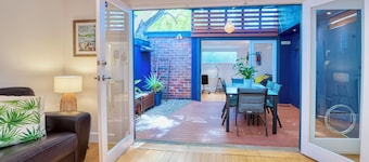 Heritage Cottage in Adelaide City Centre