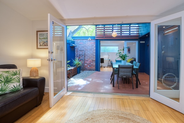 The cottage features an outdoor entertaining area.