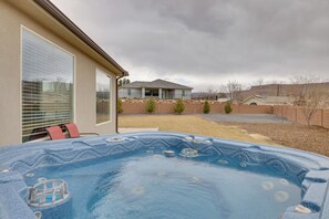 Bain à remous extérieur